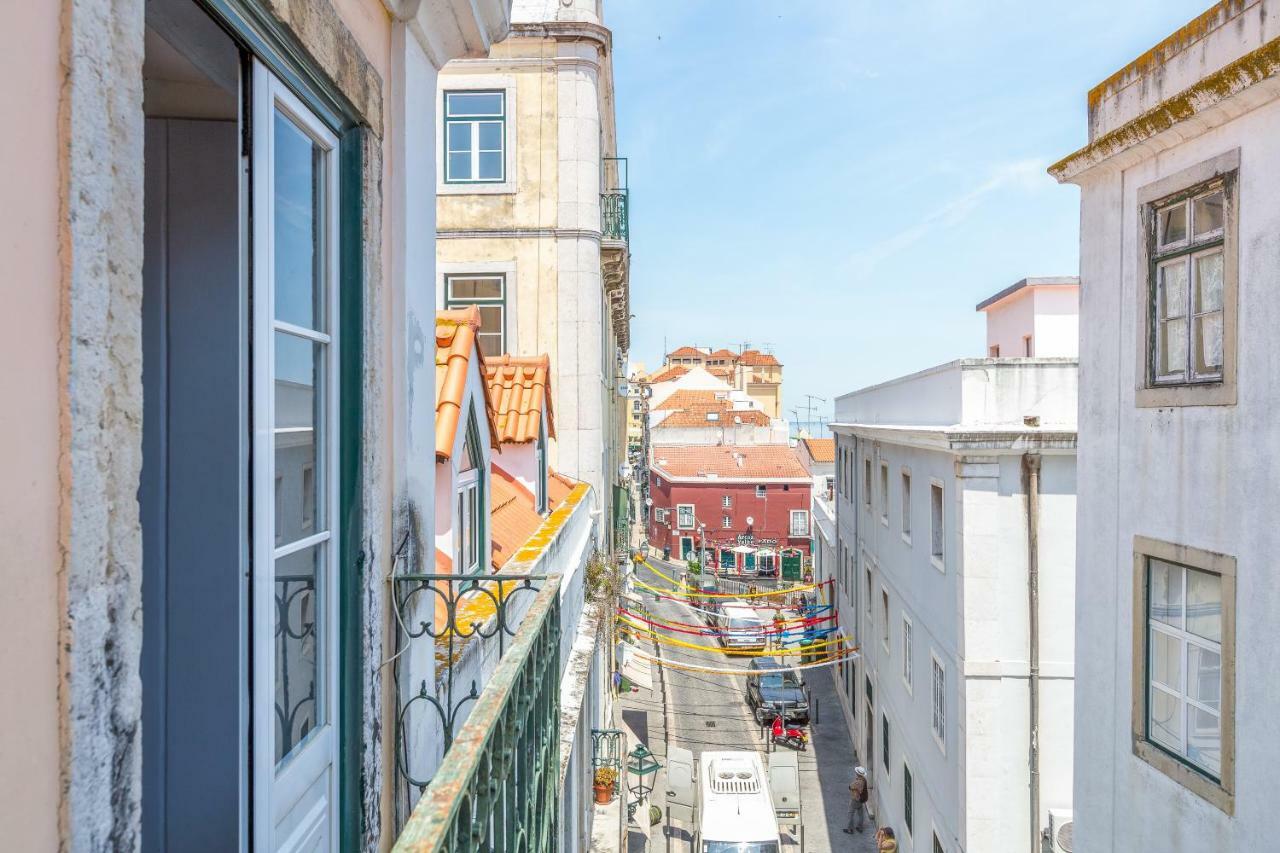 Alfama, Bright And Spacious With Private Terrace, By Timecooler Lisboa Exteriér fotografie