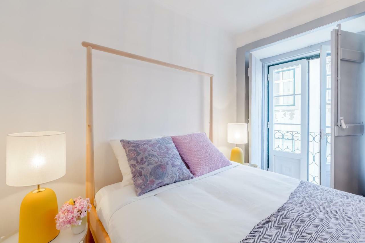 Alfama, Bright And Spacious With Private Terrace, By Timecooler Lisboa Exteriér fotografie