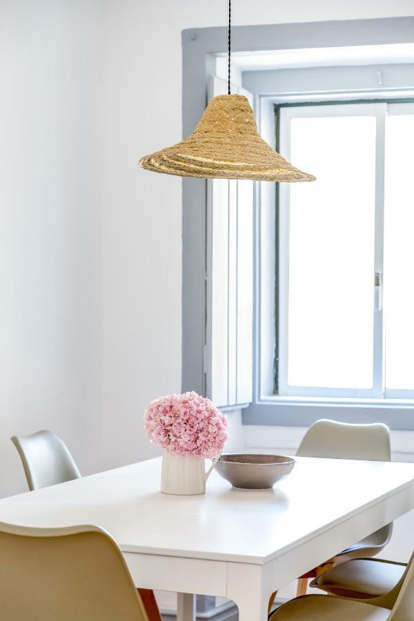 Alfama, Bright And Spacious With Private Terrace, By Timecooler Lisboa Exteriér fotografie