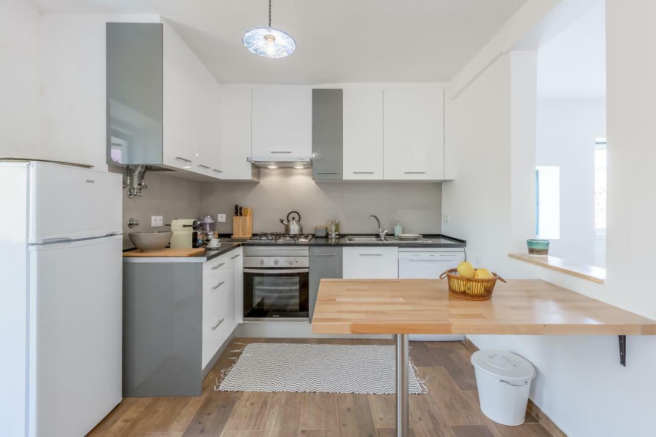 Alfama, Bright And Spacious With Private Terrace, By Timecooler Lisboa Exteriér fotografie